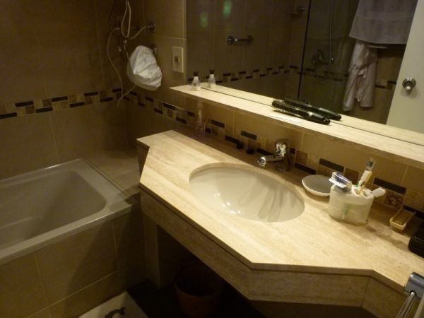 Departamento en venta y alquiler frente al puerto Punta del Este